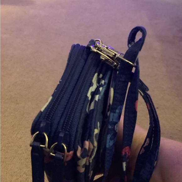 Purple Vera wallet/wristlet/tiny purse - Picture 3 of 8